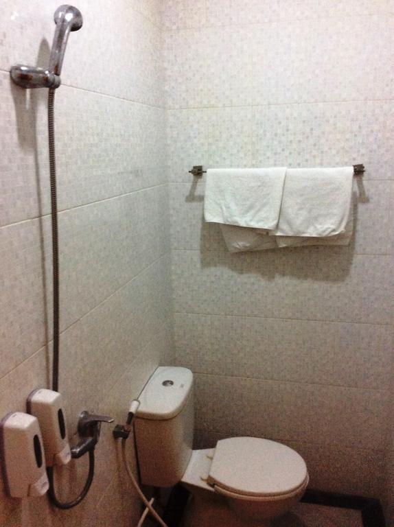 Hotel Diamond Makasar Pokoj fotografie
