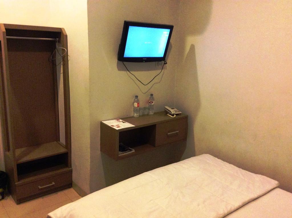 Hotel Diamond Makasar Pokoj fotografie